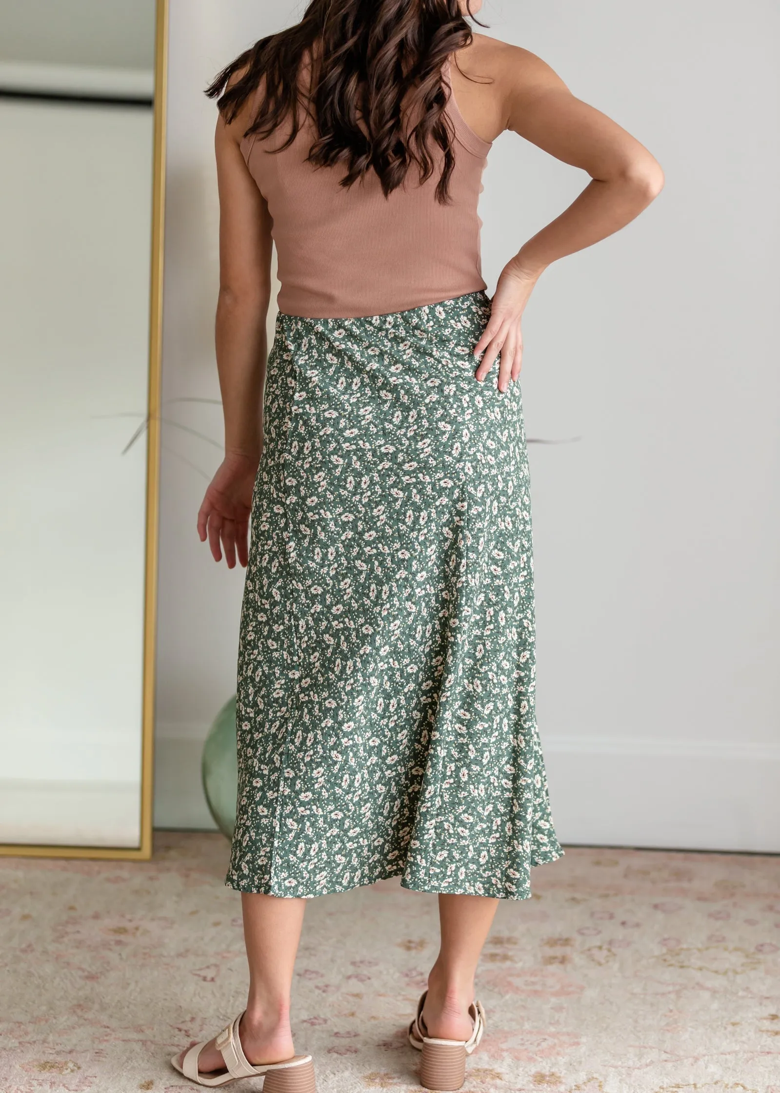 Green Ditsy Floral Simple Midi Skirt