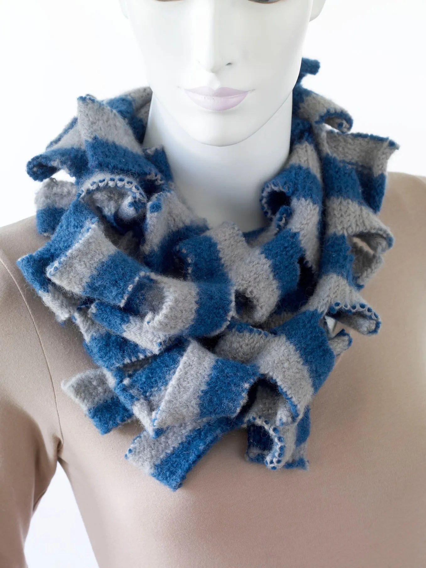 Make the Cut Scarf (Knit)